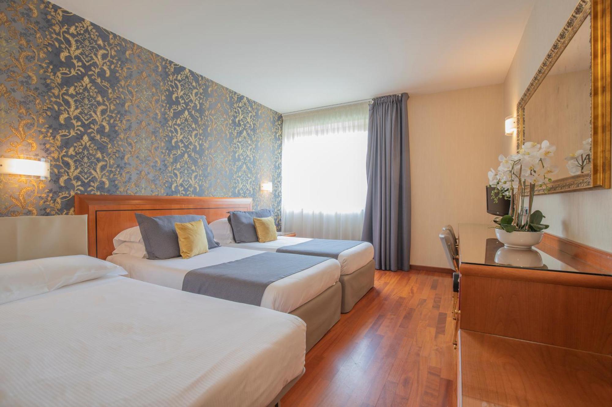 Hotel Palace Verona Luaran gambar