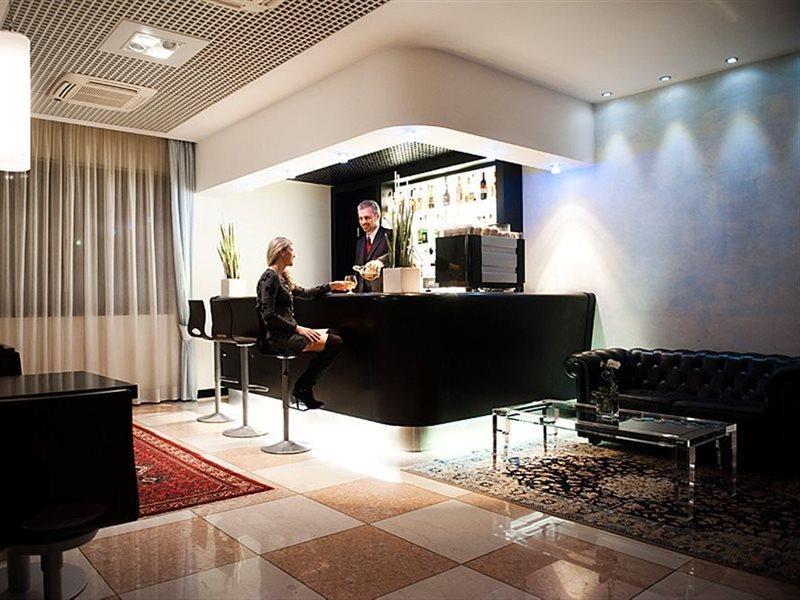 Hotel Palace Verona Luaran gambar