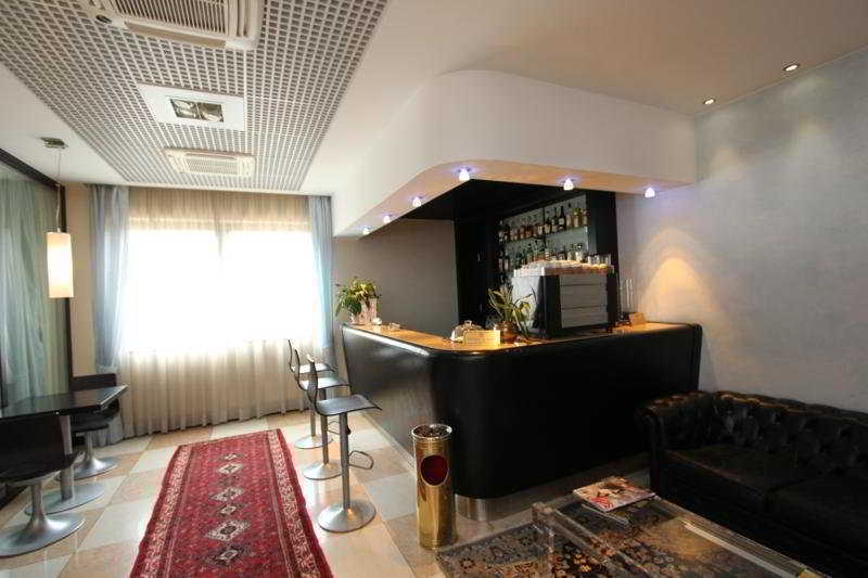 Hotel Palace Verona Luaran gambar