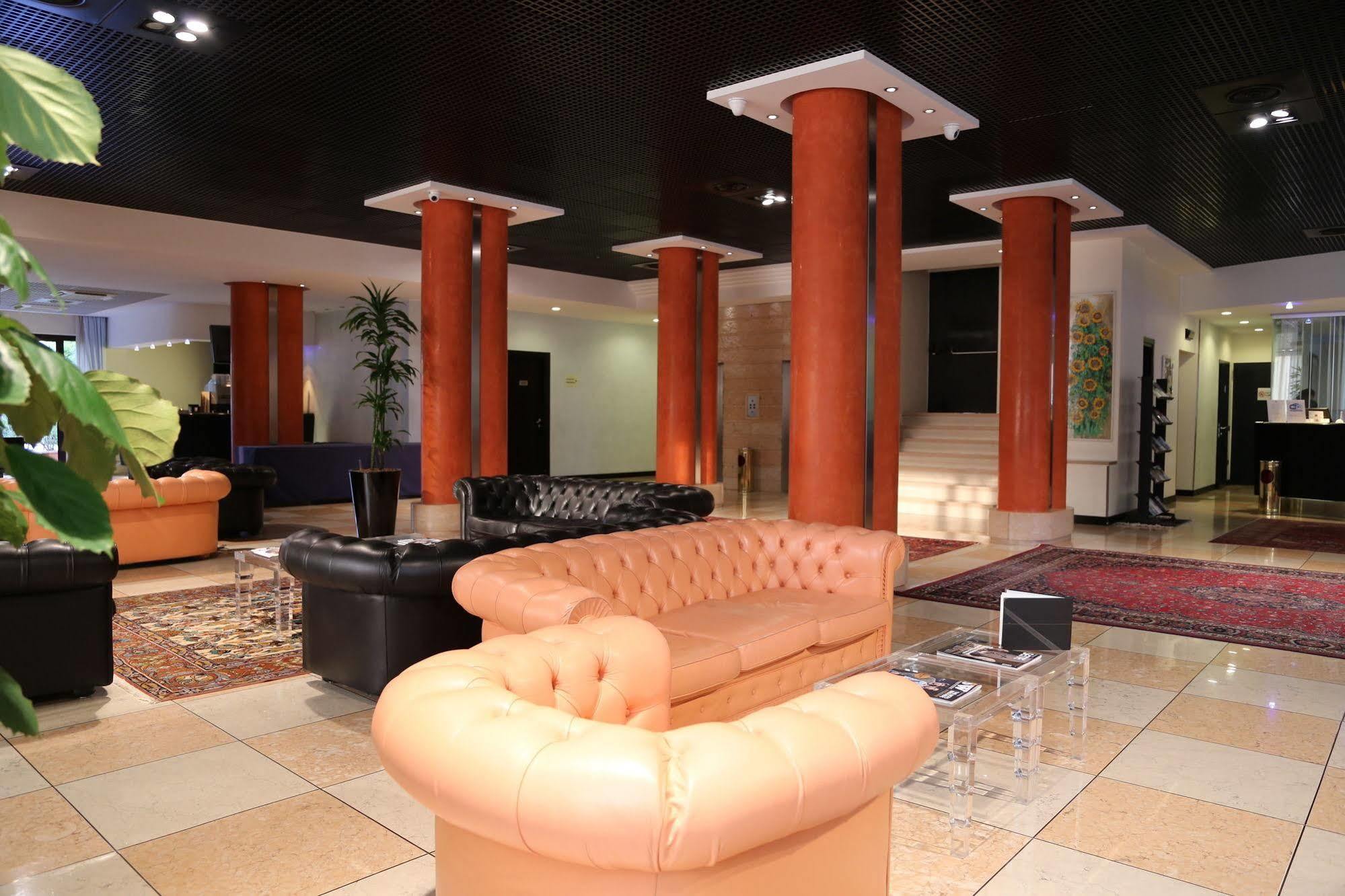 Hotel Palace Verona Luaran gambar